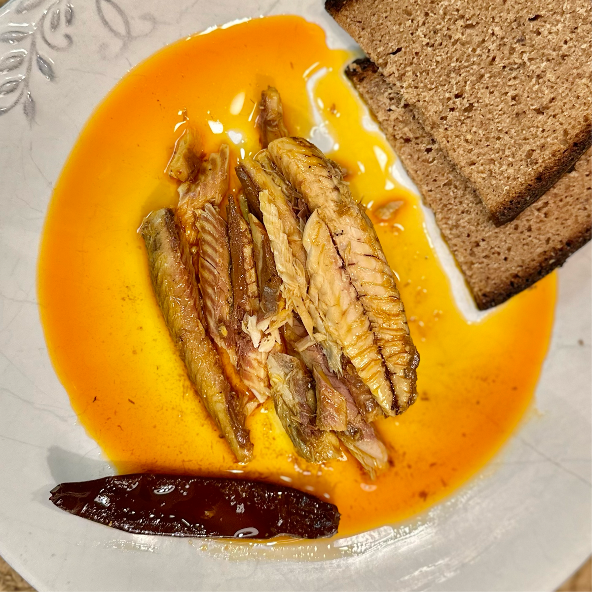 Makrillfilé i olivolja med curry och chilipeppar | Good Boy